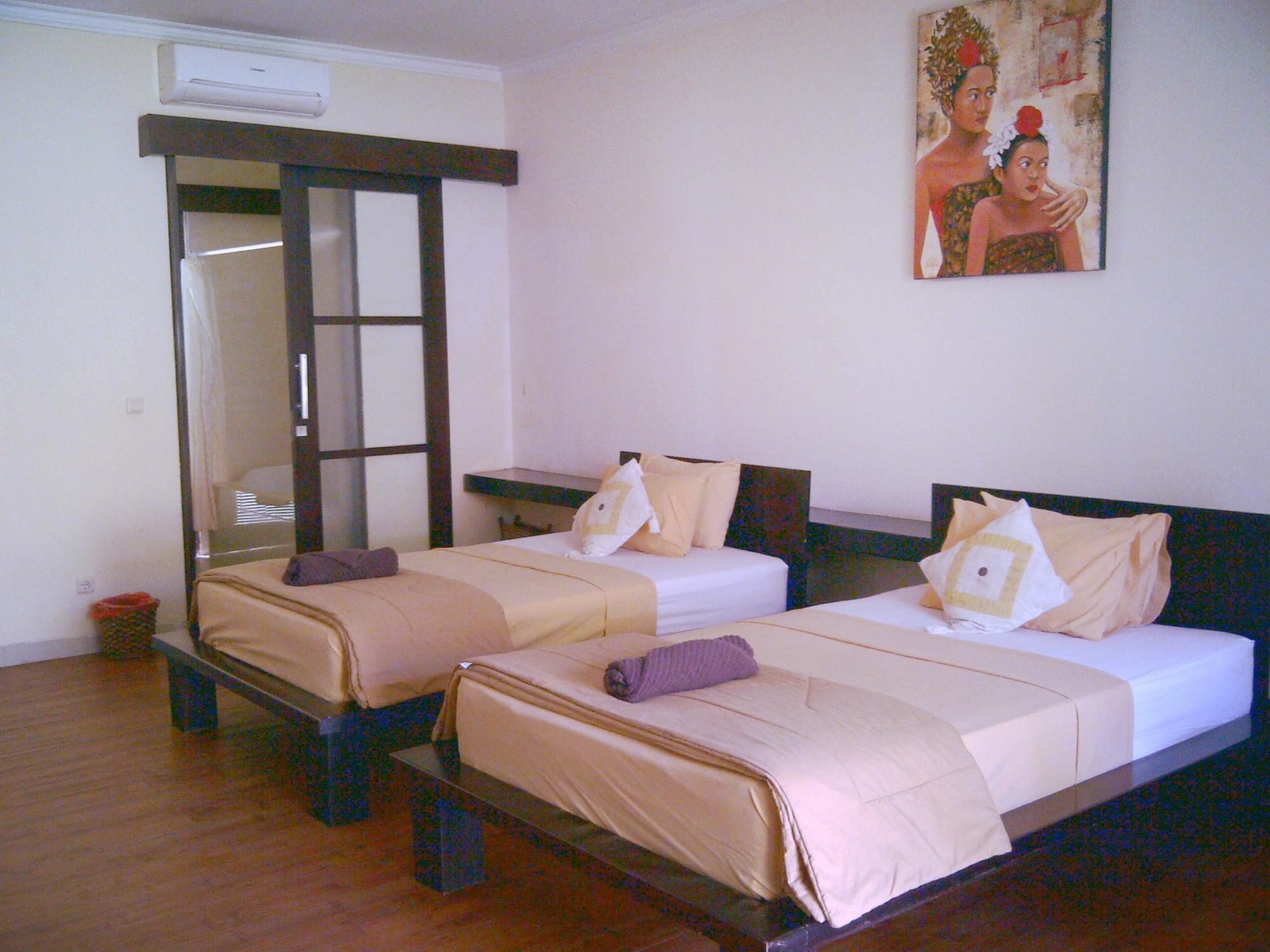 Sari Guest house 3*