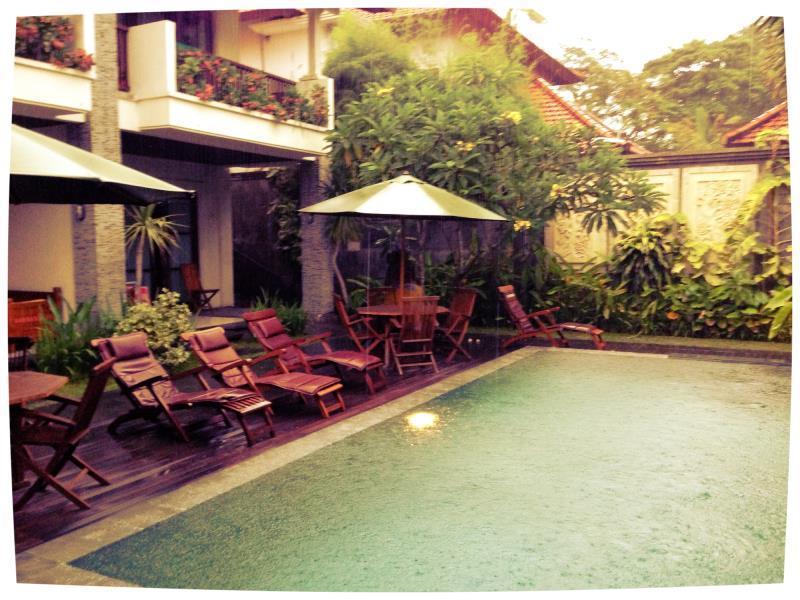 Sari Guest house