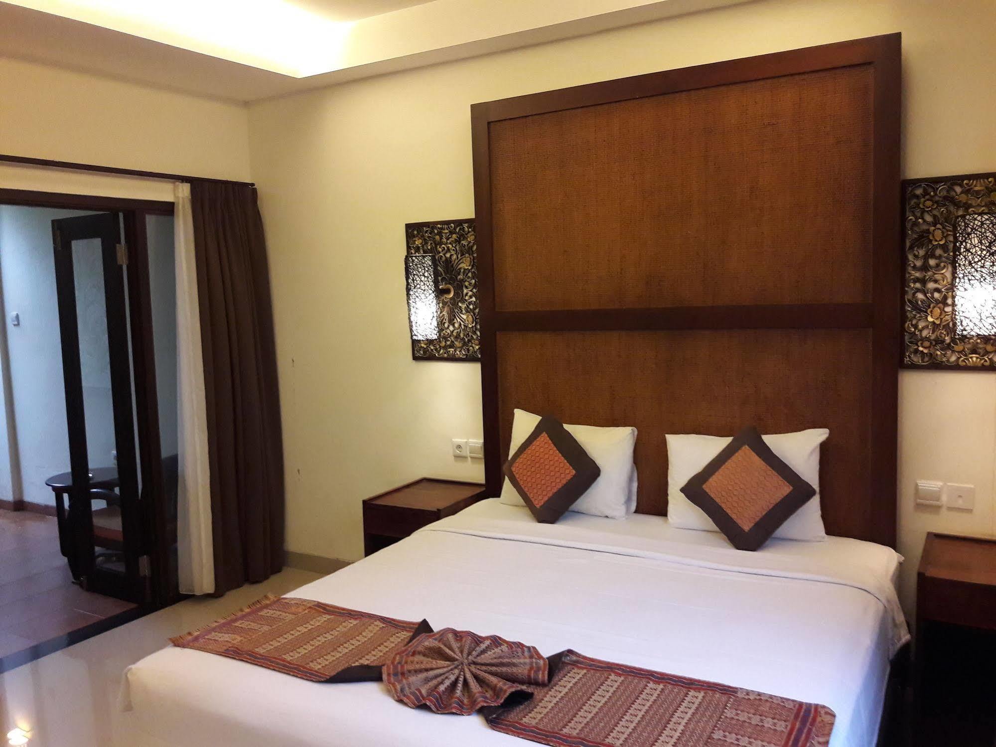 Sari Guest house