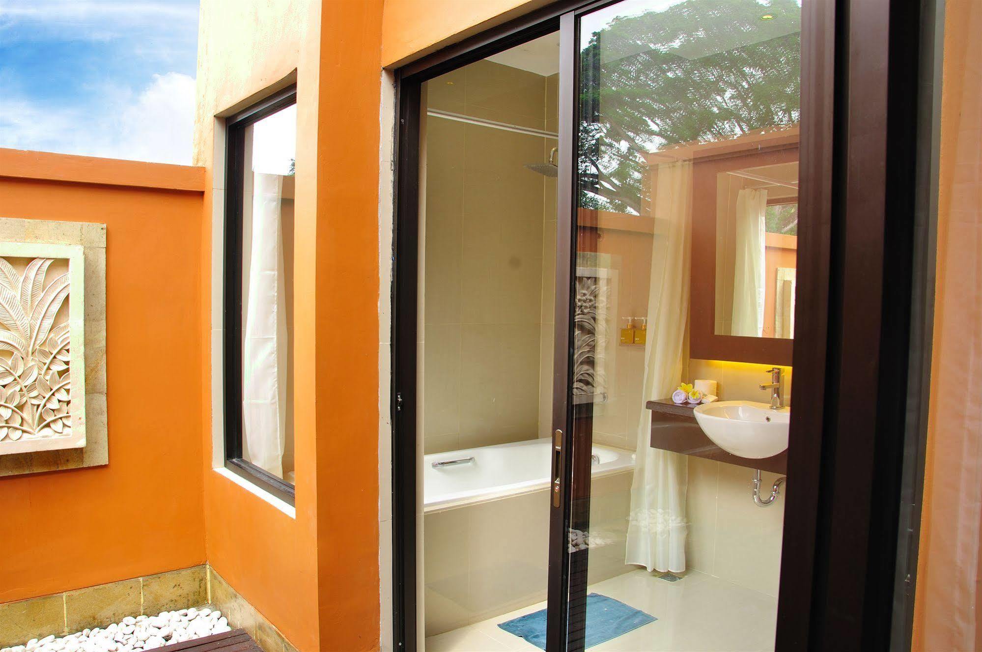 Guest house Sari